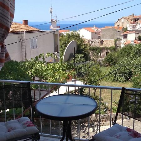 Apartment For 6 In Makarska Centar Exterior photo