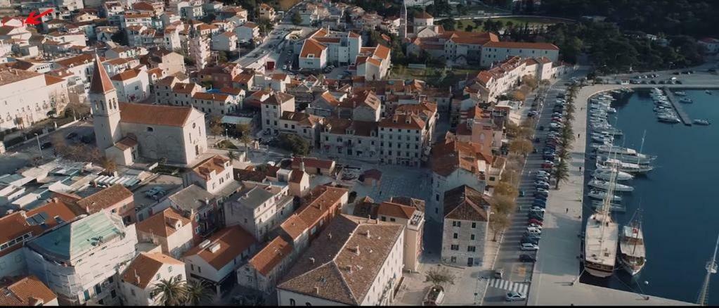 Apartment For 6 In Makarska Centar Exterior photo